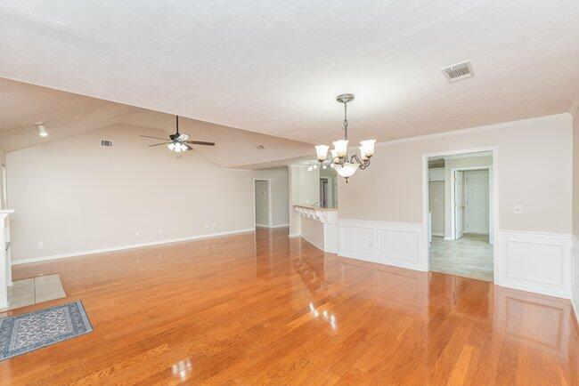 488 Wickham Drive Property Photo 19