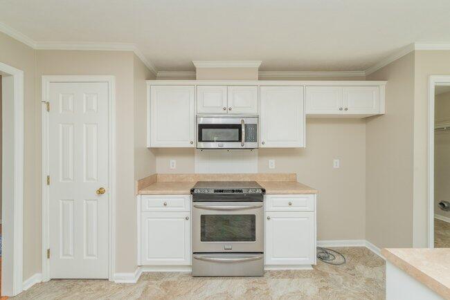 488 Wickham Drive Property Photo 23