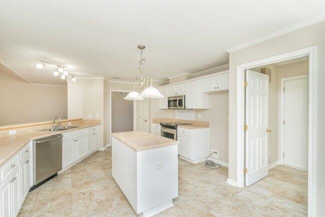 488 Wickham Drive Property Photo 24