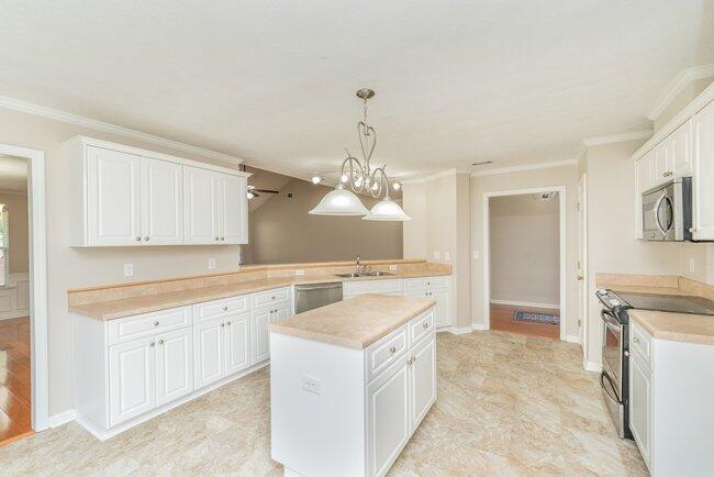 488 Wickham Drive Property Photo 25