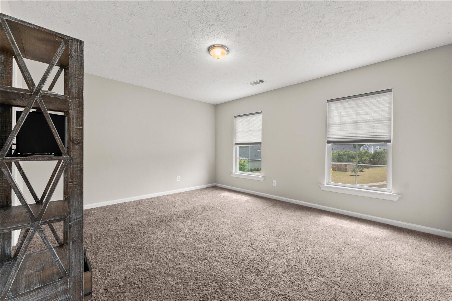 437 Arrowwood Drive Property Photo 21