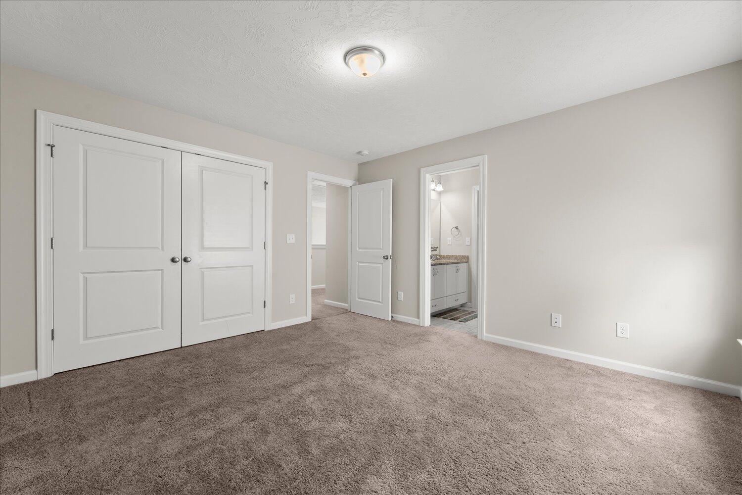 437 Arrowwood Drive Property Photo 22