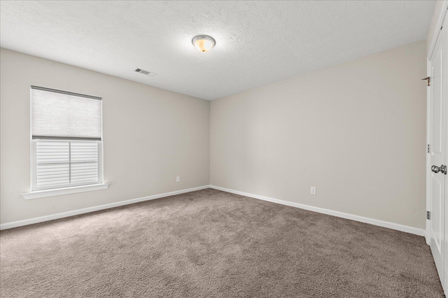437 Arrowwood Drive Property Photo 23