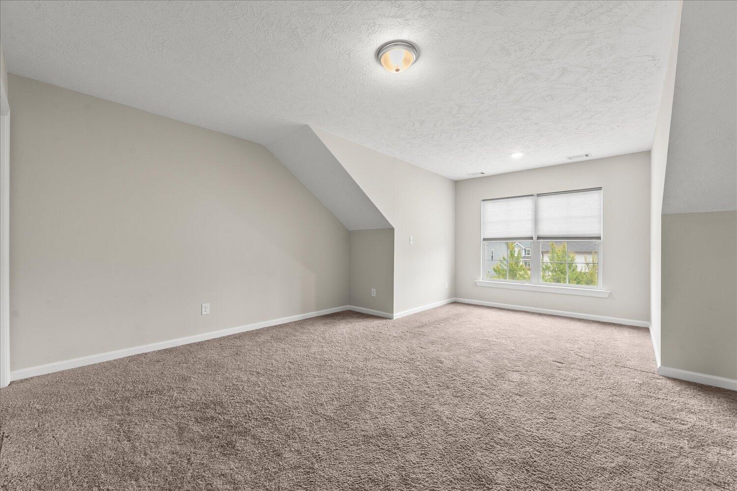 437 Arrowwood Drive Property Photo 34