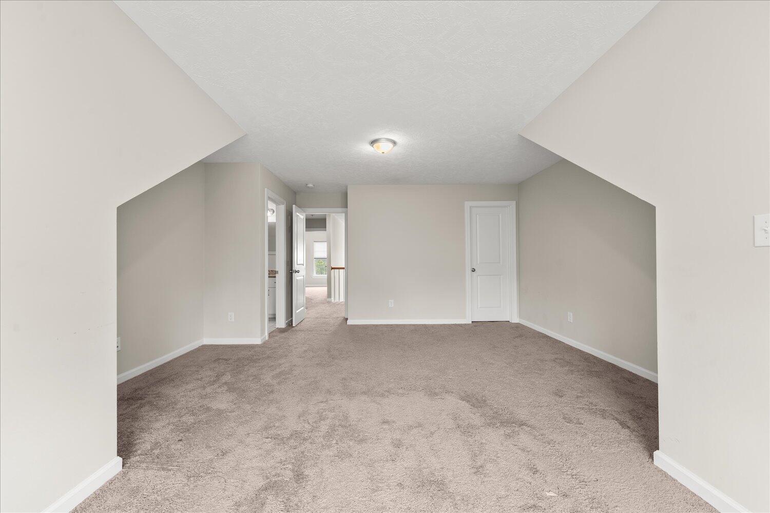 437 Arrowwood Drive Property Photo 35