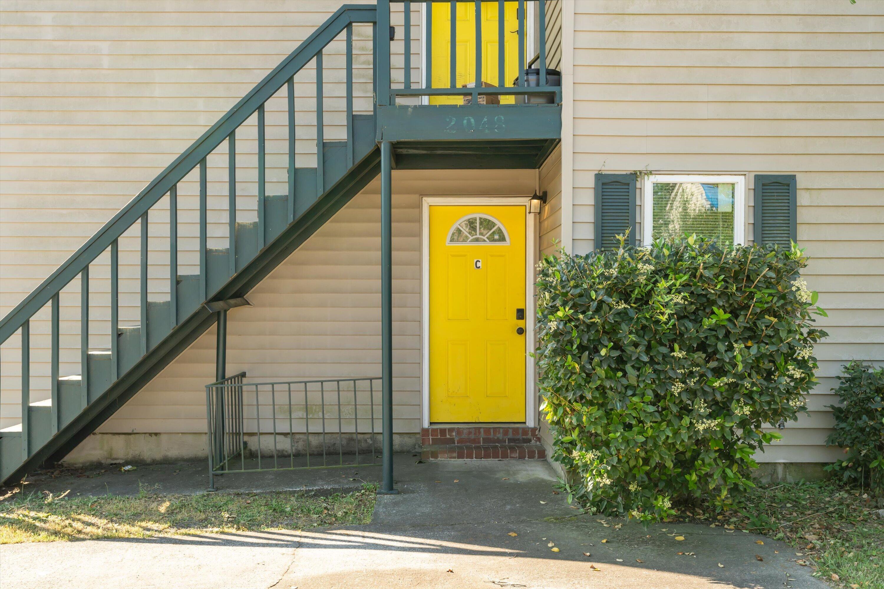 2048 Battle Row C Property Photo 6