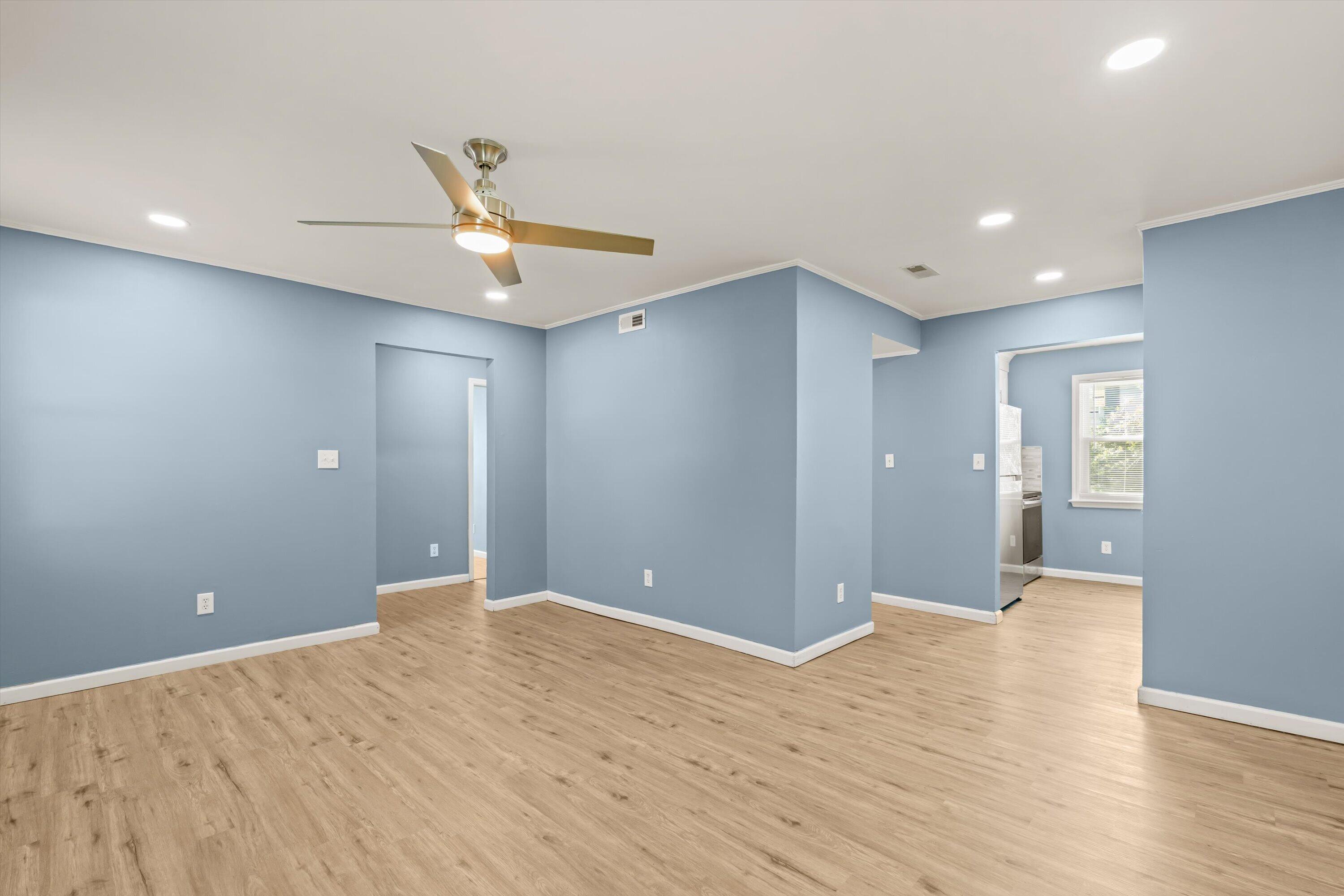 2048 Battle Row C Property Photo 11