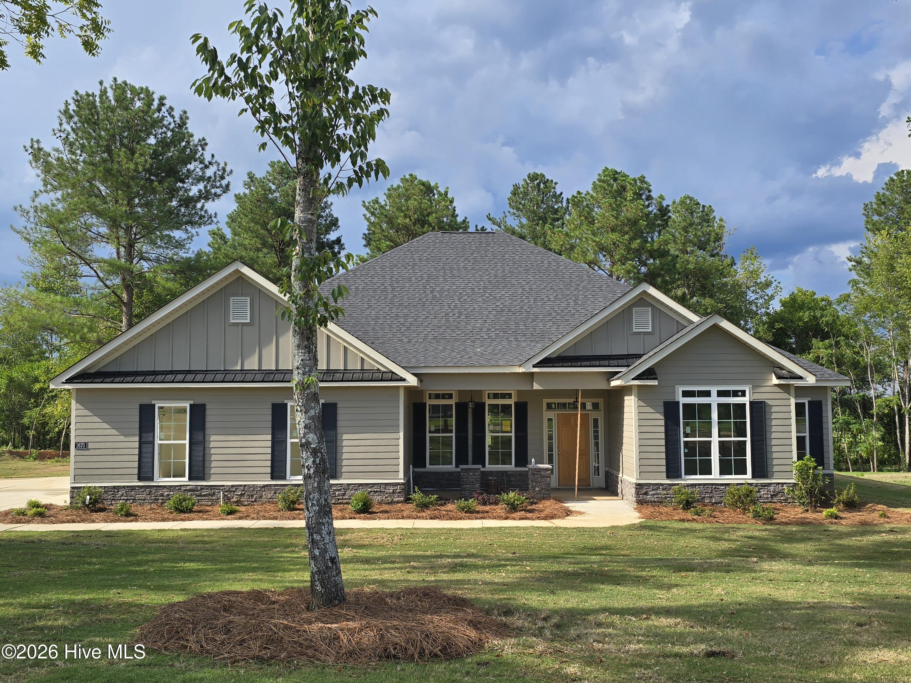 1670 Bellingham Drive Property Photo 1