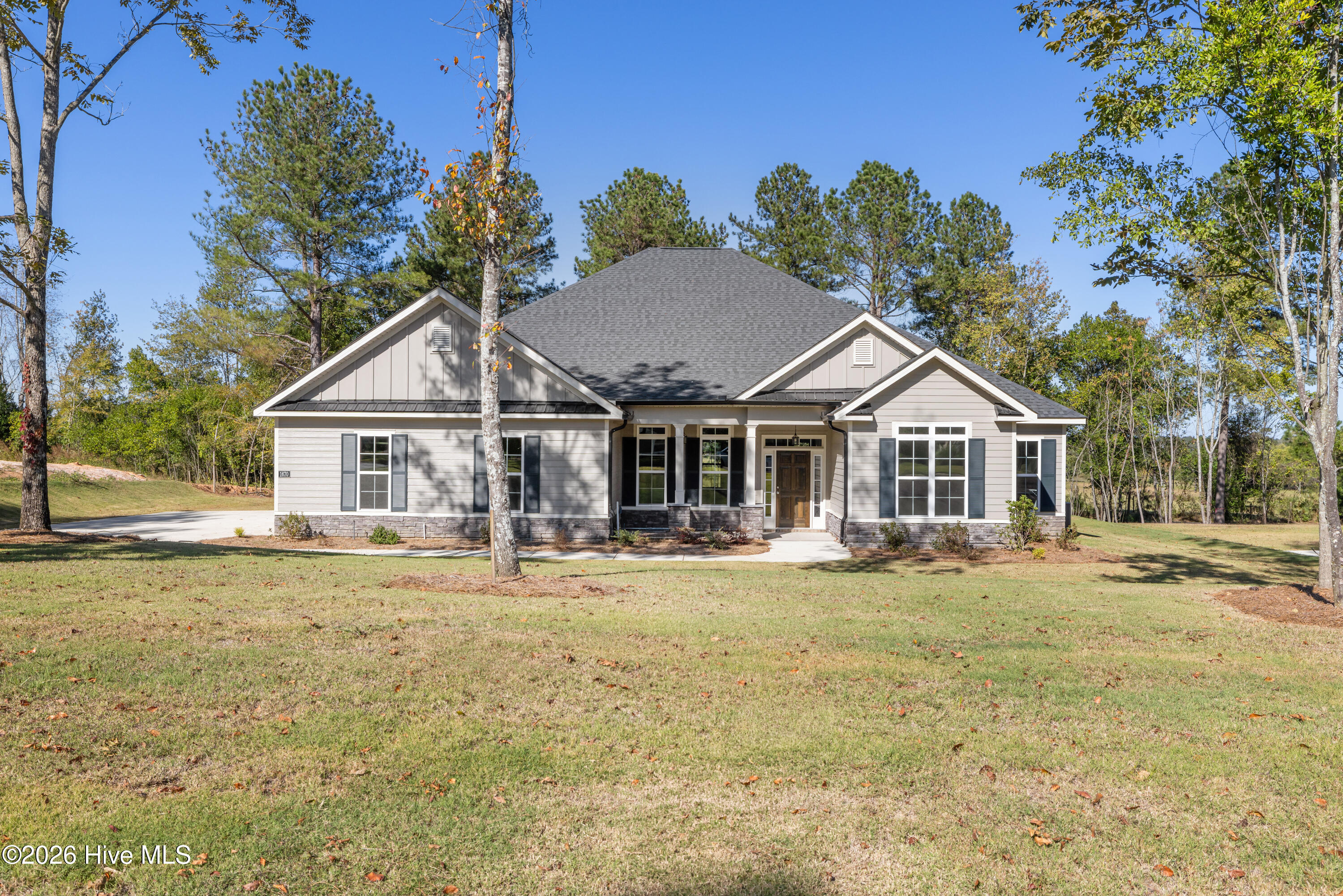 1670 Bellingham Drive Property Photo 1