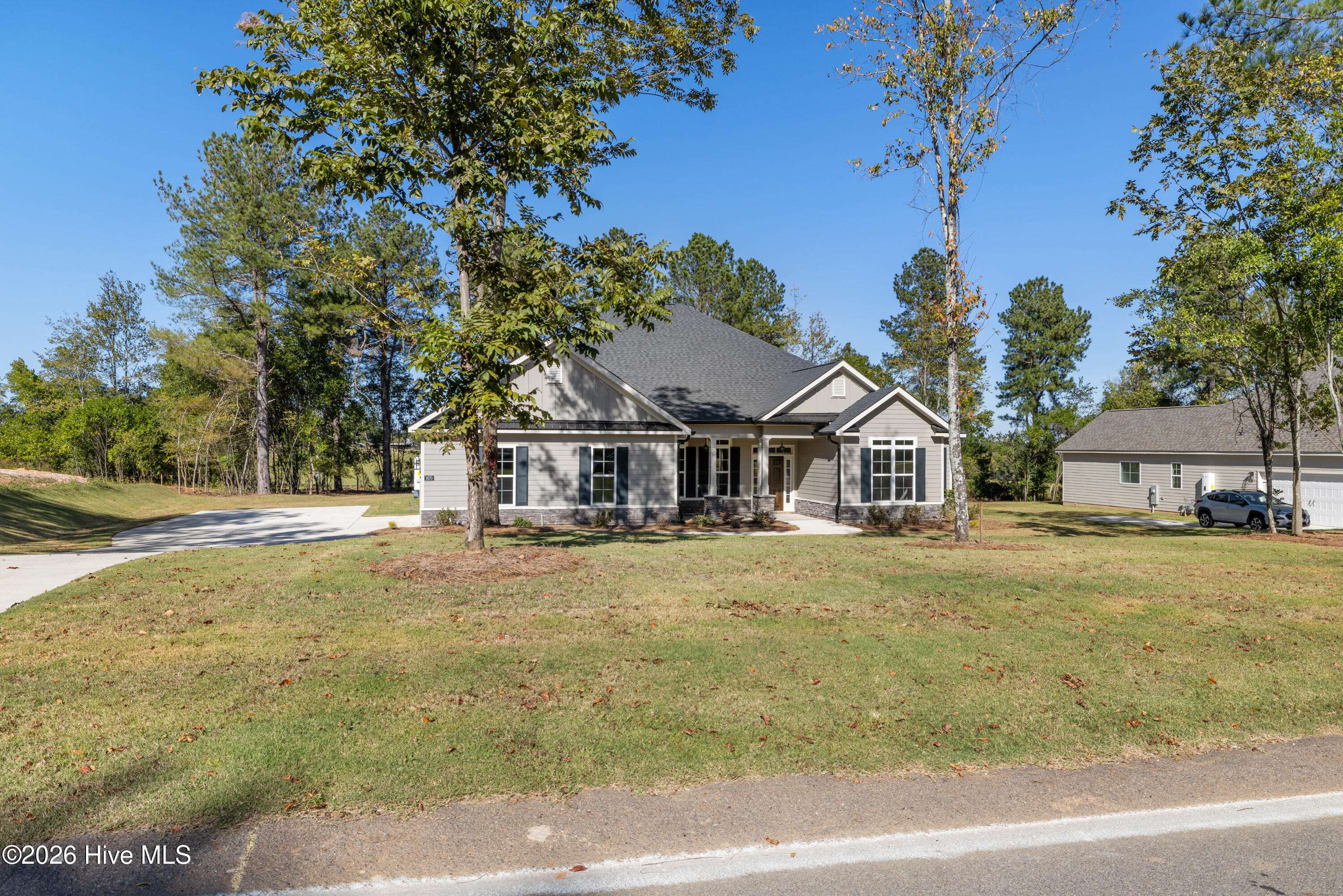 1670 Bellingham Drive Property Photo 4