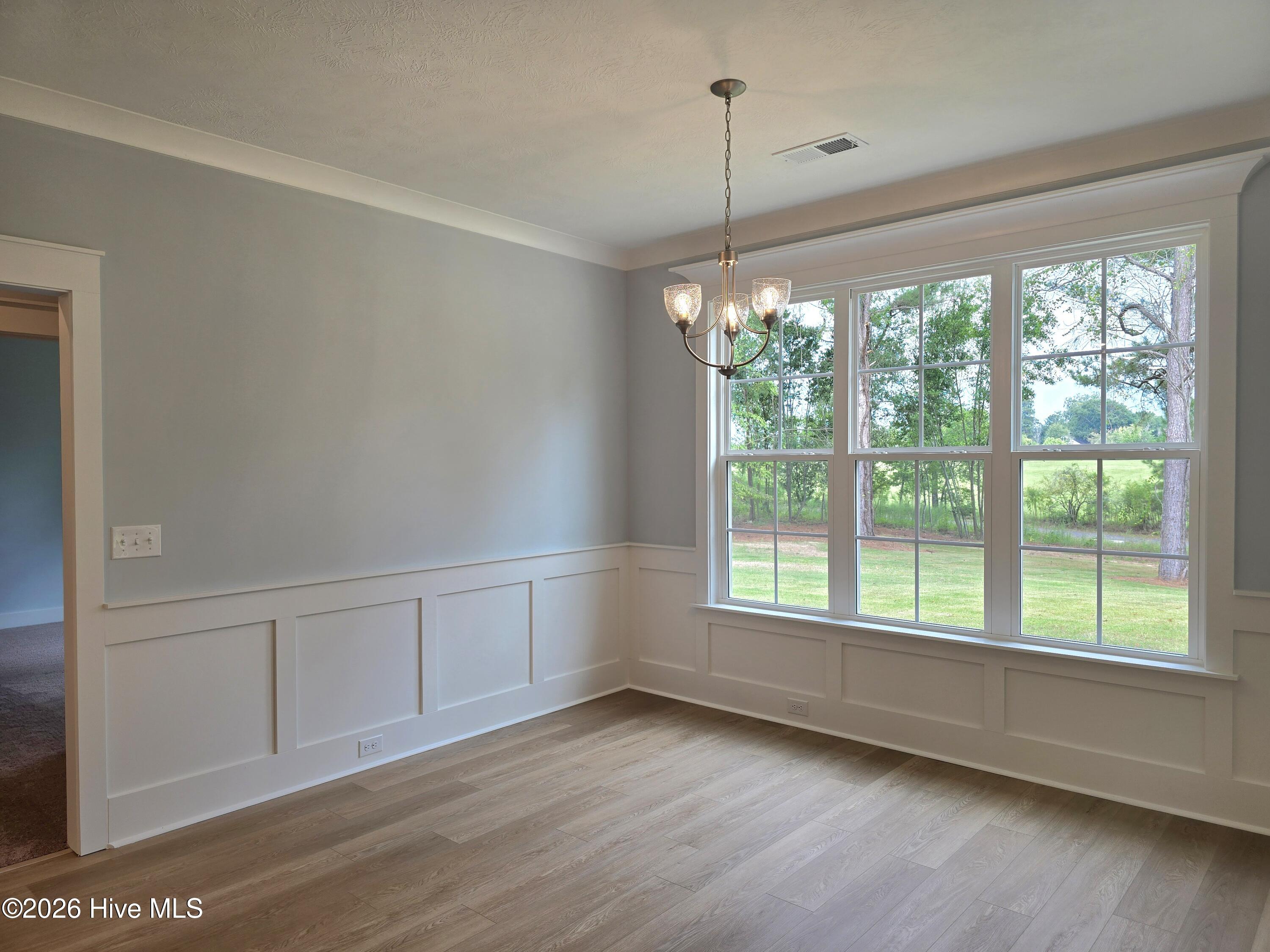 1670 Bellingham Drive Property Photo 17