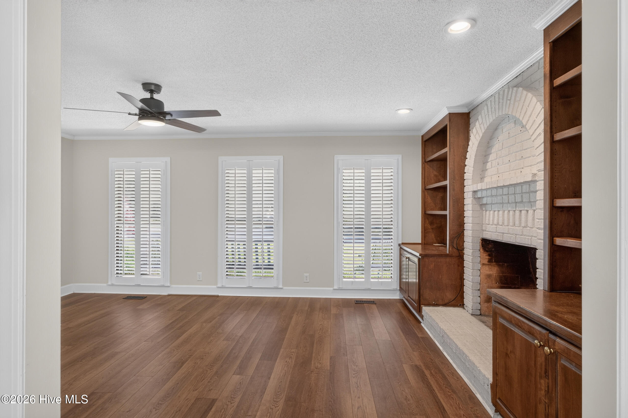 1607 E Tavelle Lane Property Photo 8