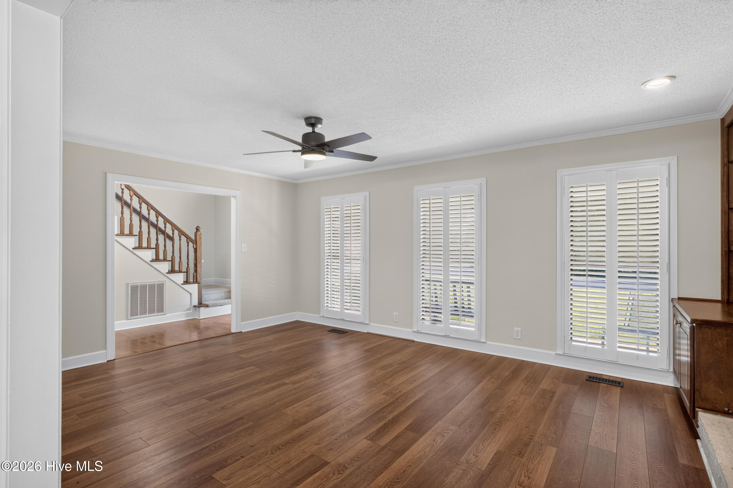 1607 E Tavelle Lane Property Photo 9