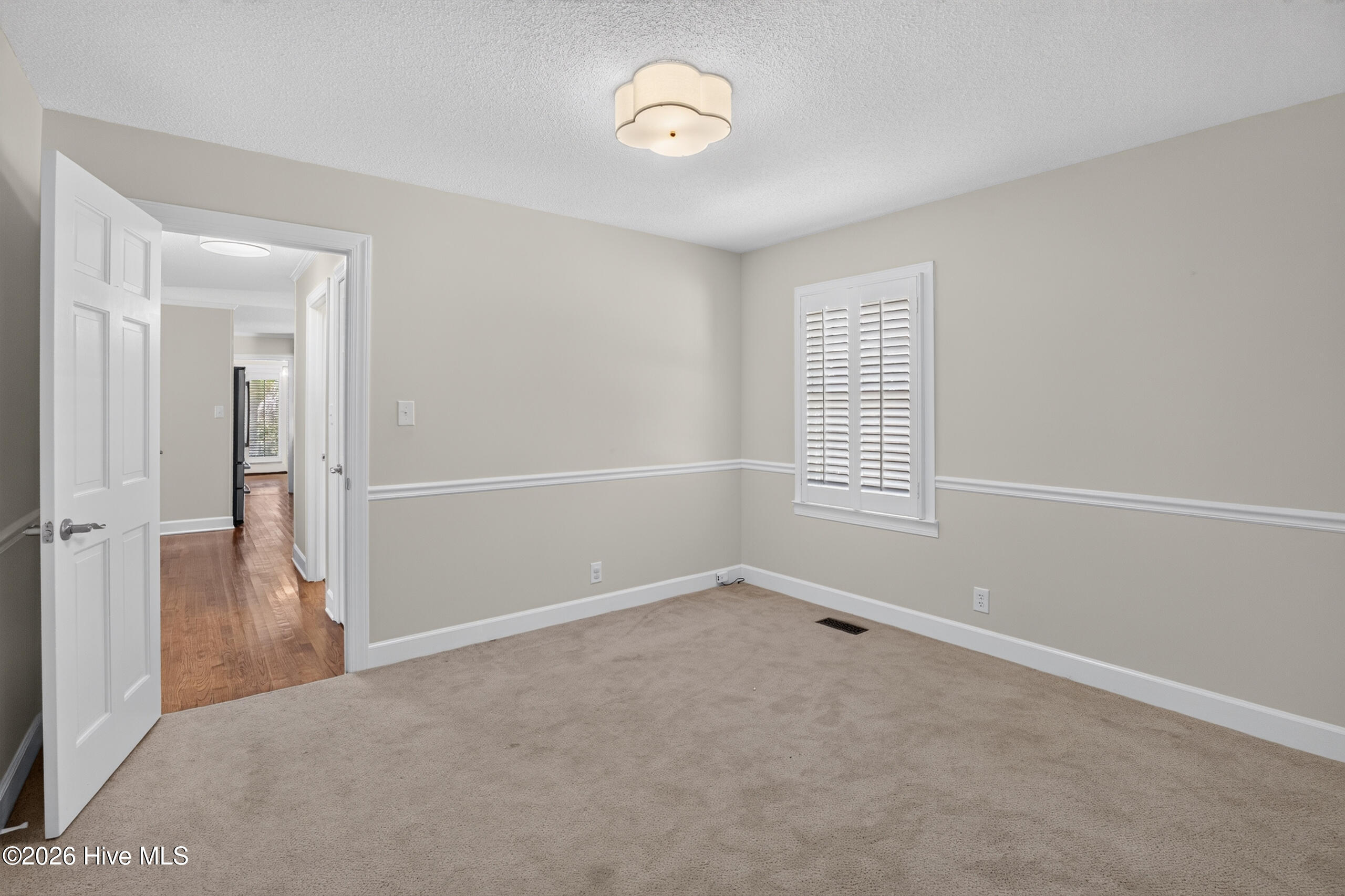 1607 E Tavelle Lane Property Photo 24