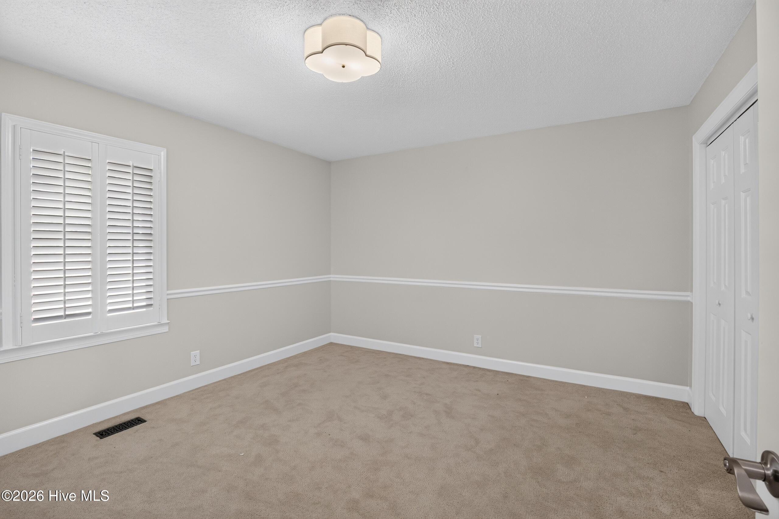 1607 E Tavelle Lane Property Photo 25