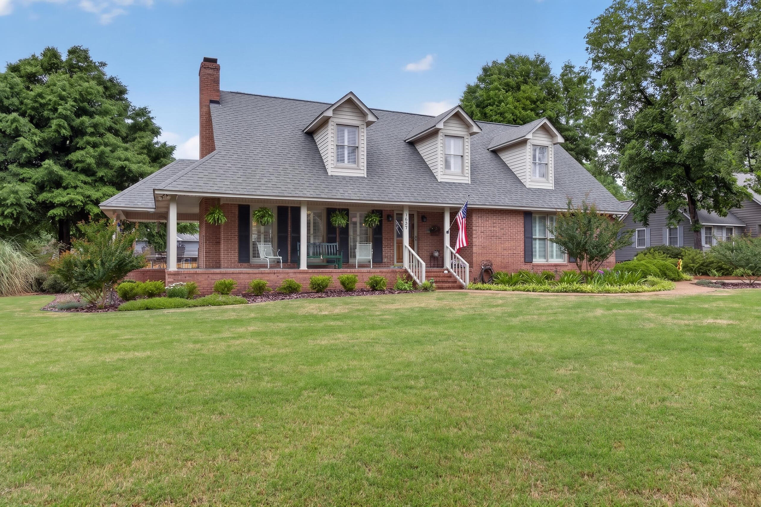 1607 E Tavelle Lane Property Photo 48