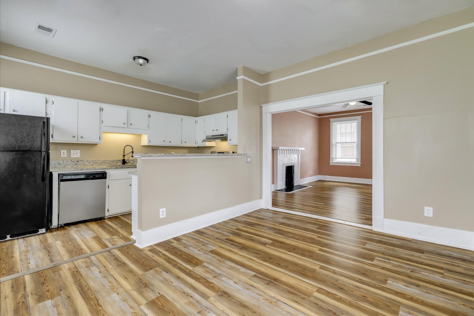 306 2nd Street Property Photo 7