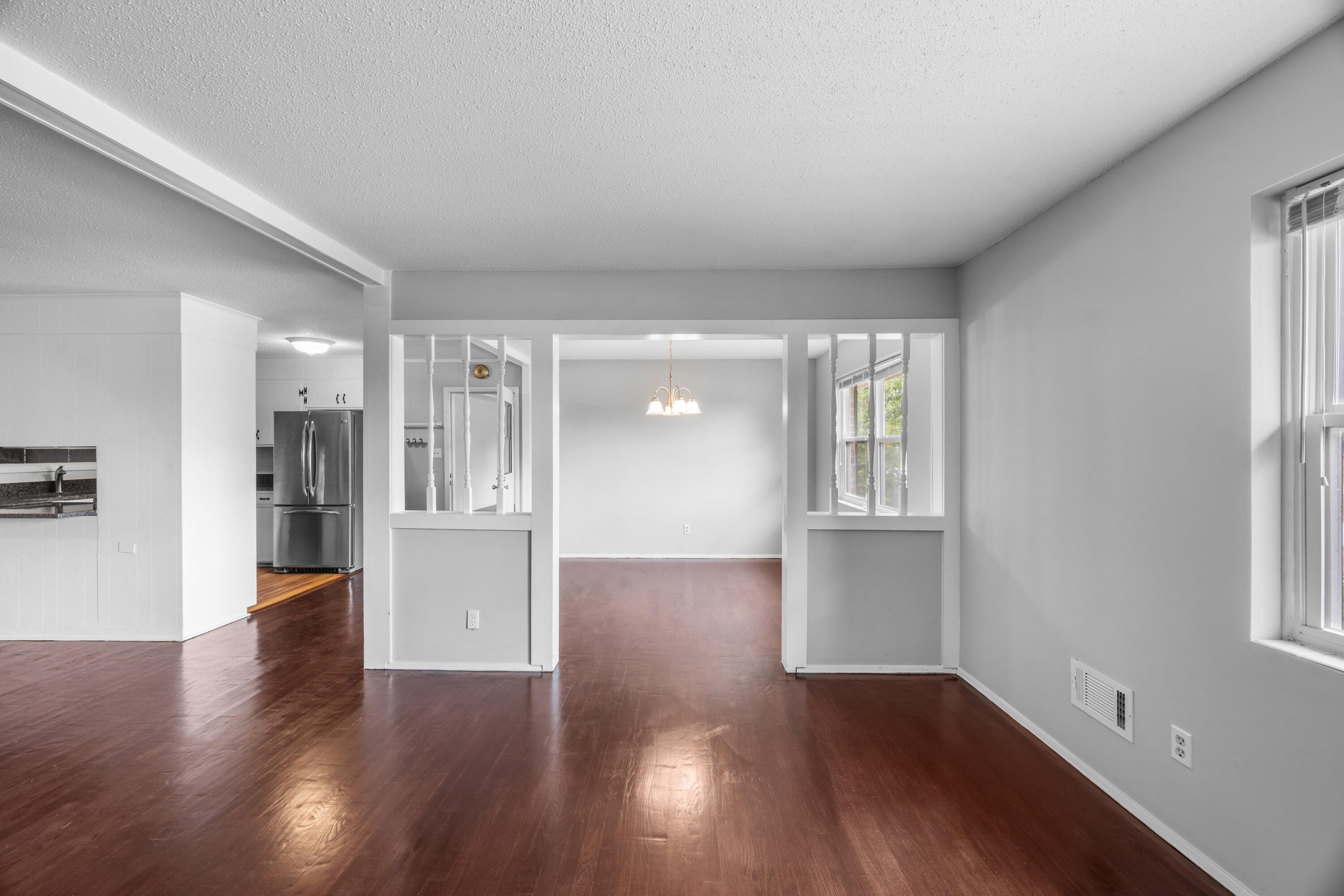 231 Maywood Drive Property Photo 4
