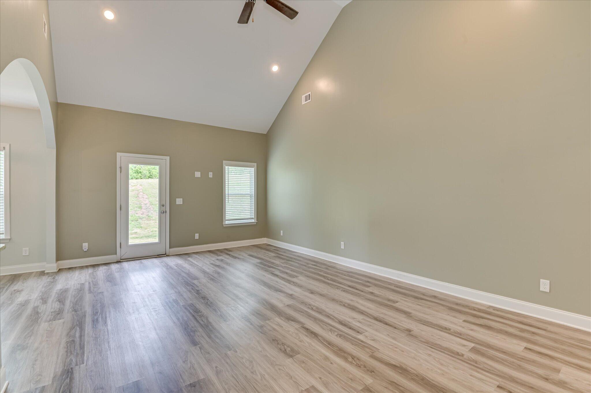 183 Williston Road Property Photo 7