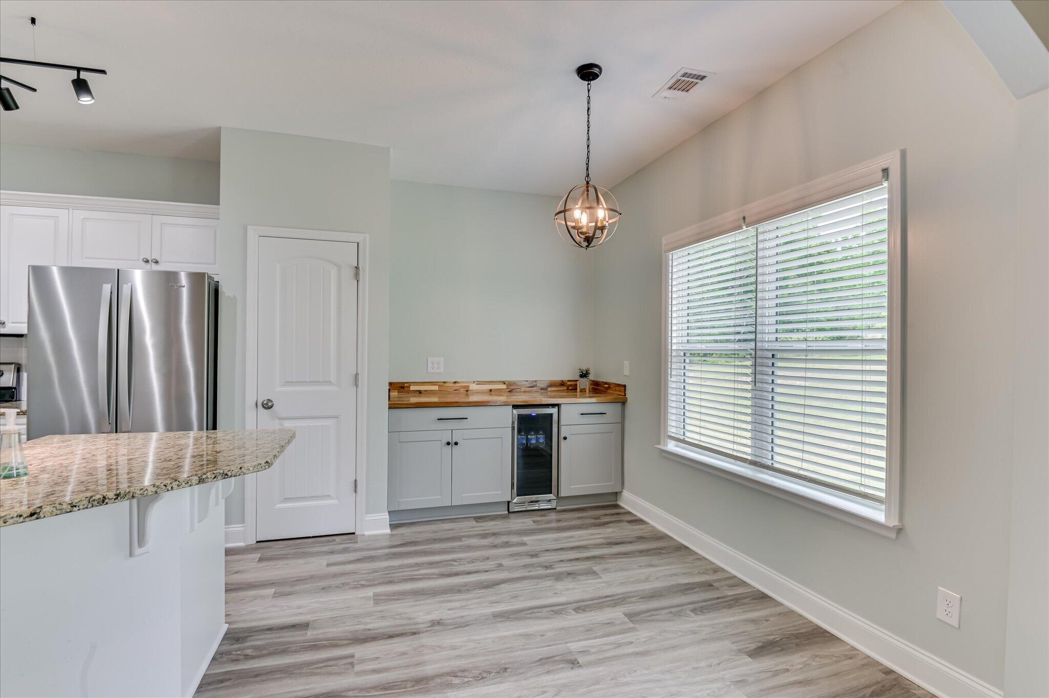 183 Williston Road Property Photo 10