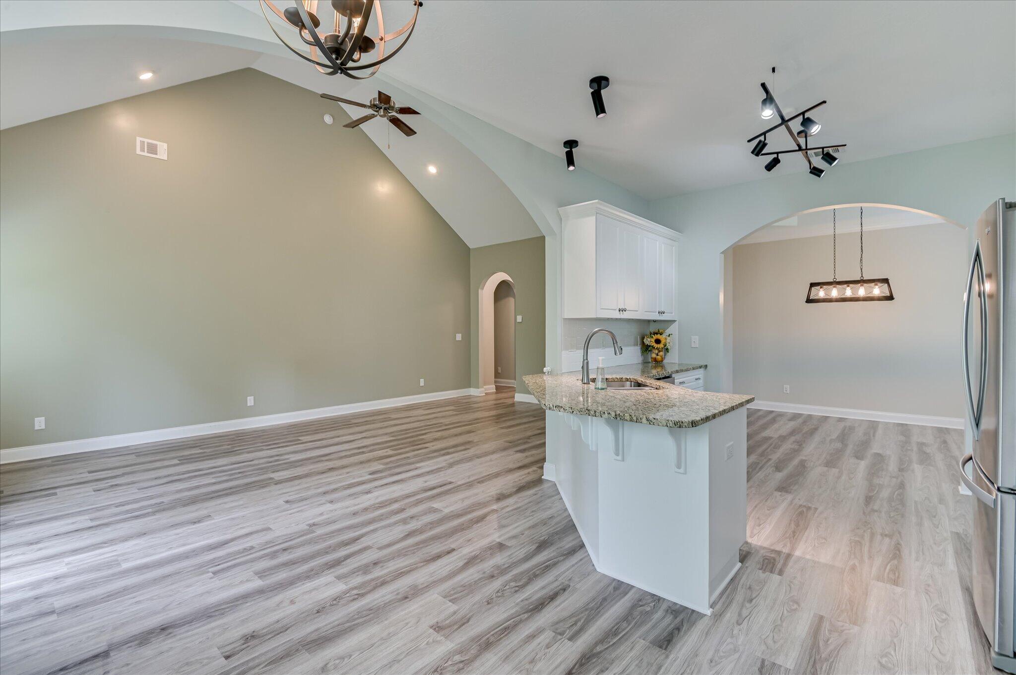183 Williston Road Property Photo 11