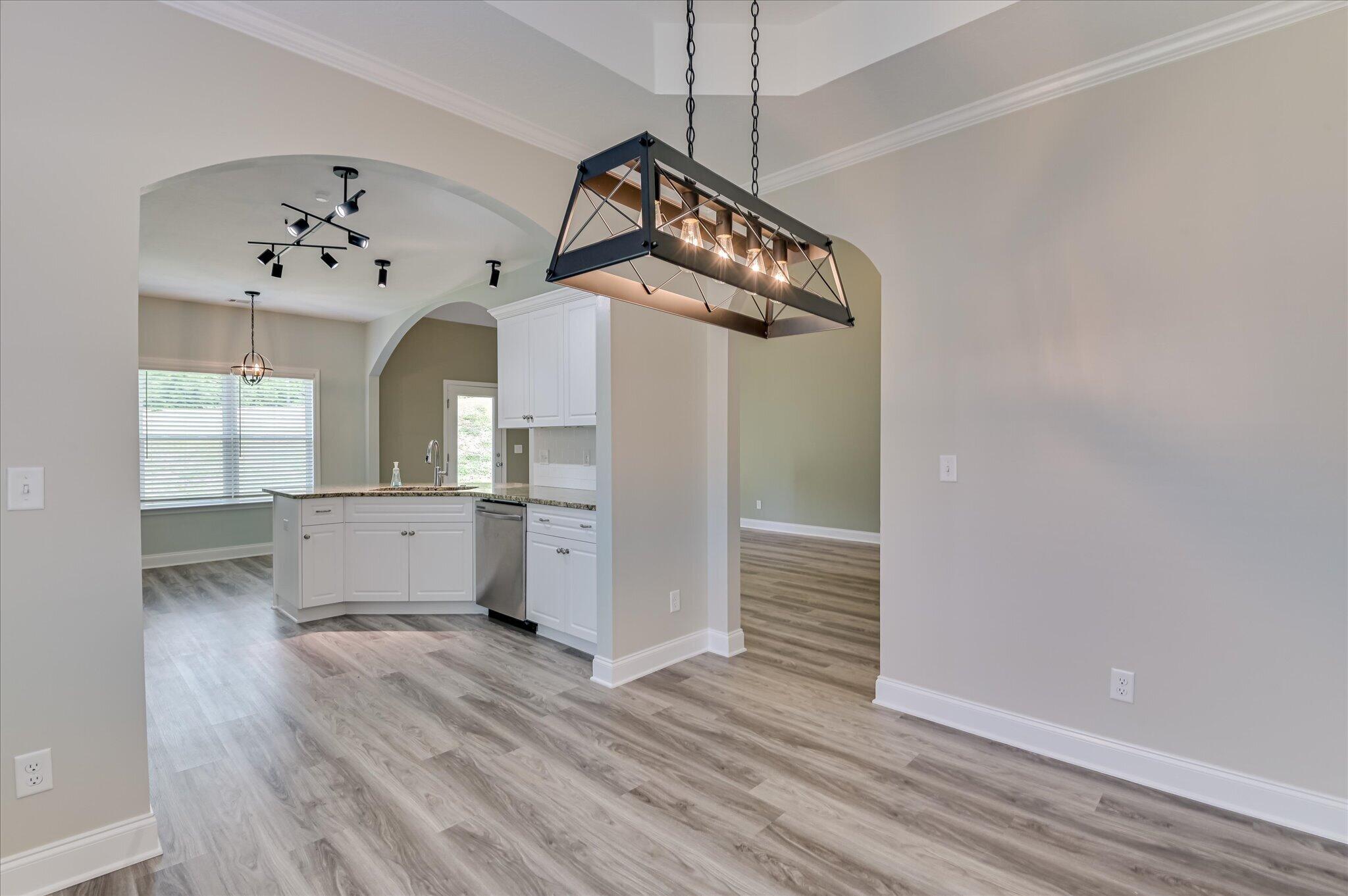 183 Williston Road Property Photo 16