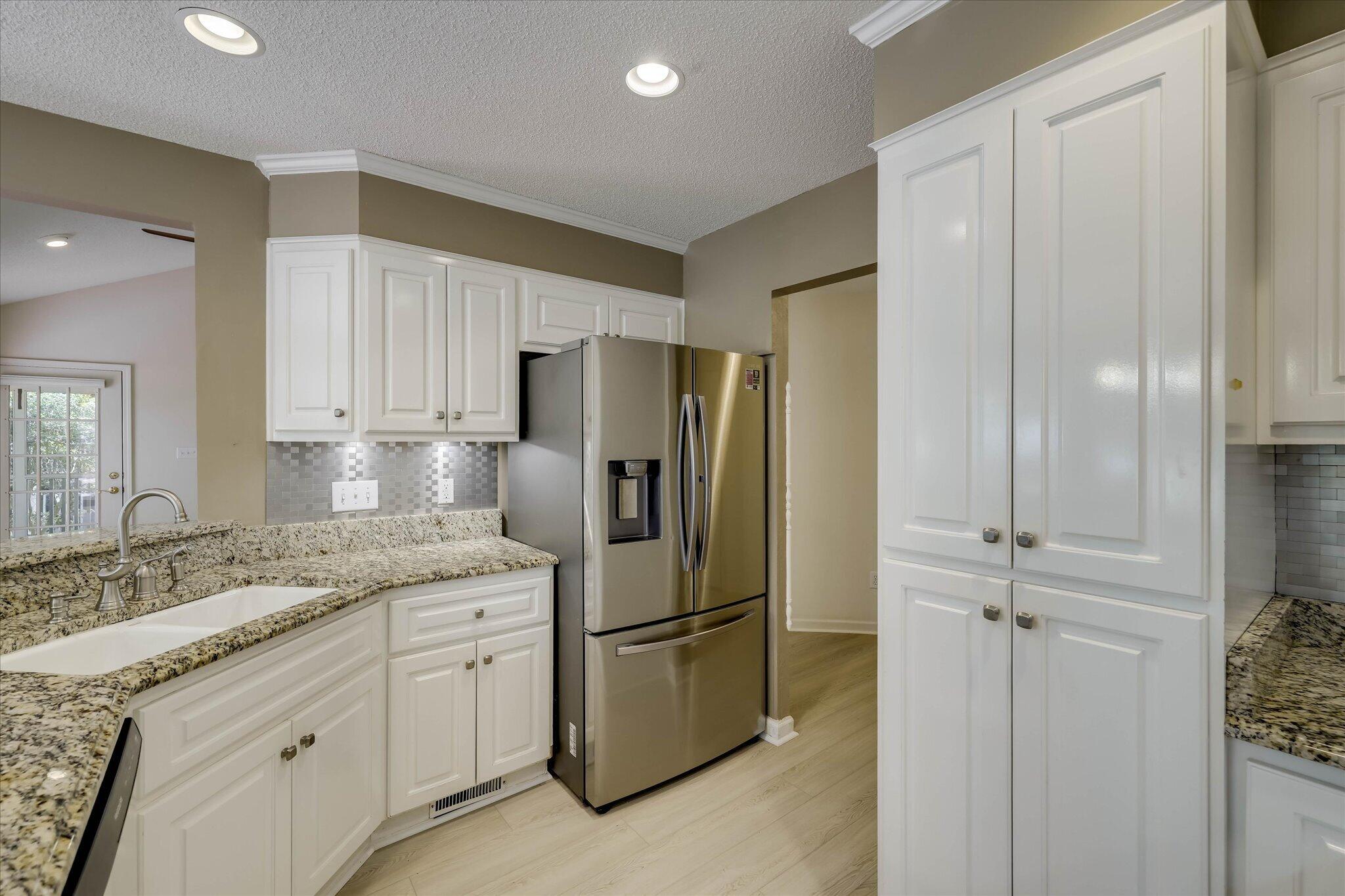 109 Hickory Point Property Photo 14