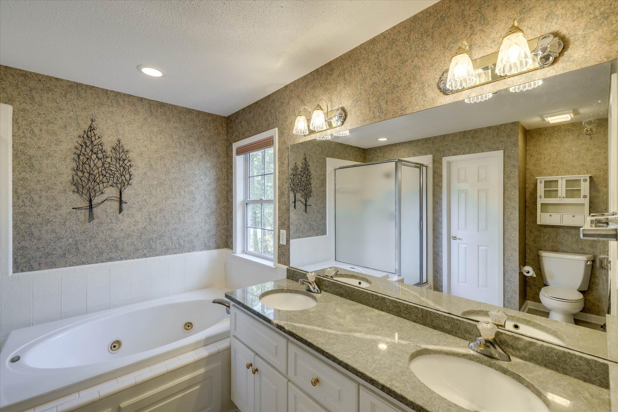 109 Hickory Point Property Photo 24