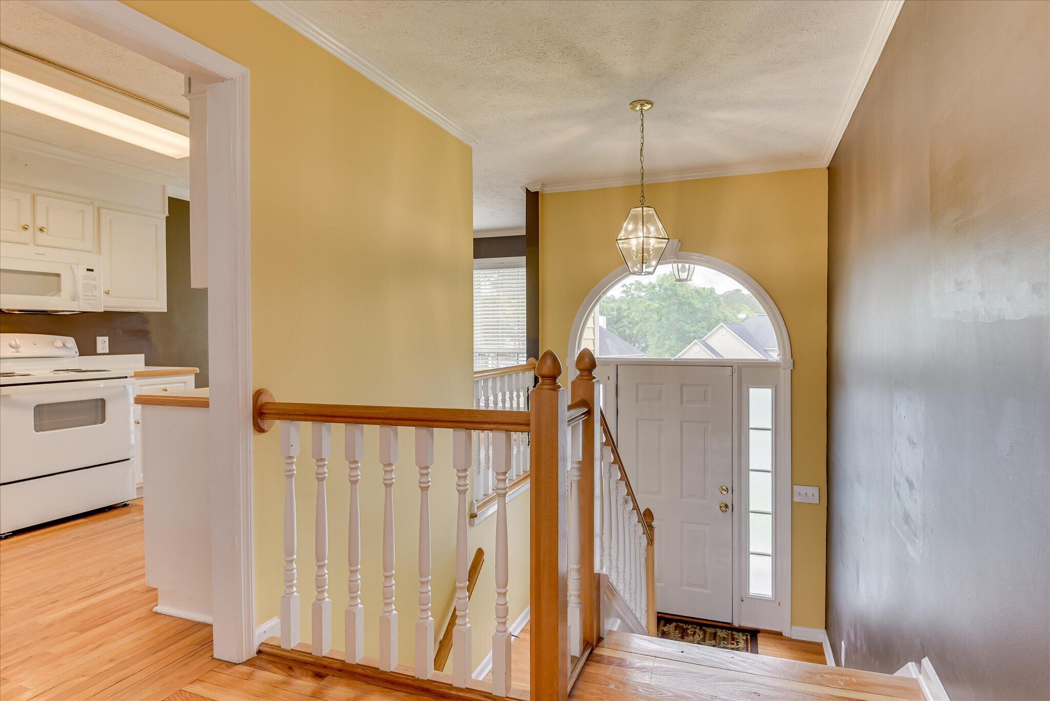 1060 Willow Woods Drive Property Photo 5