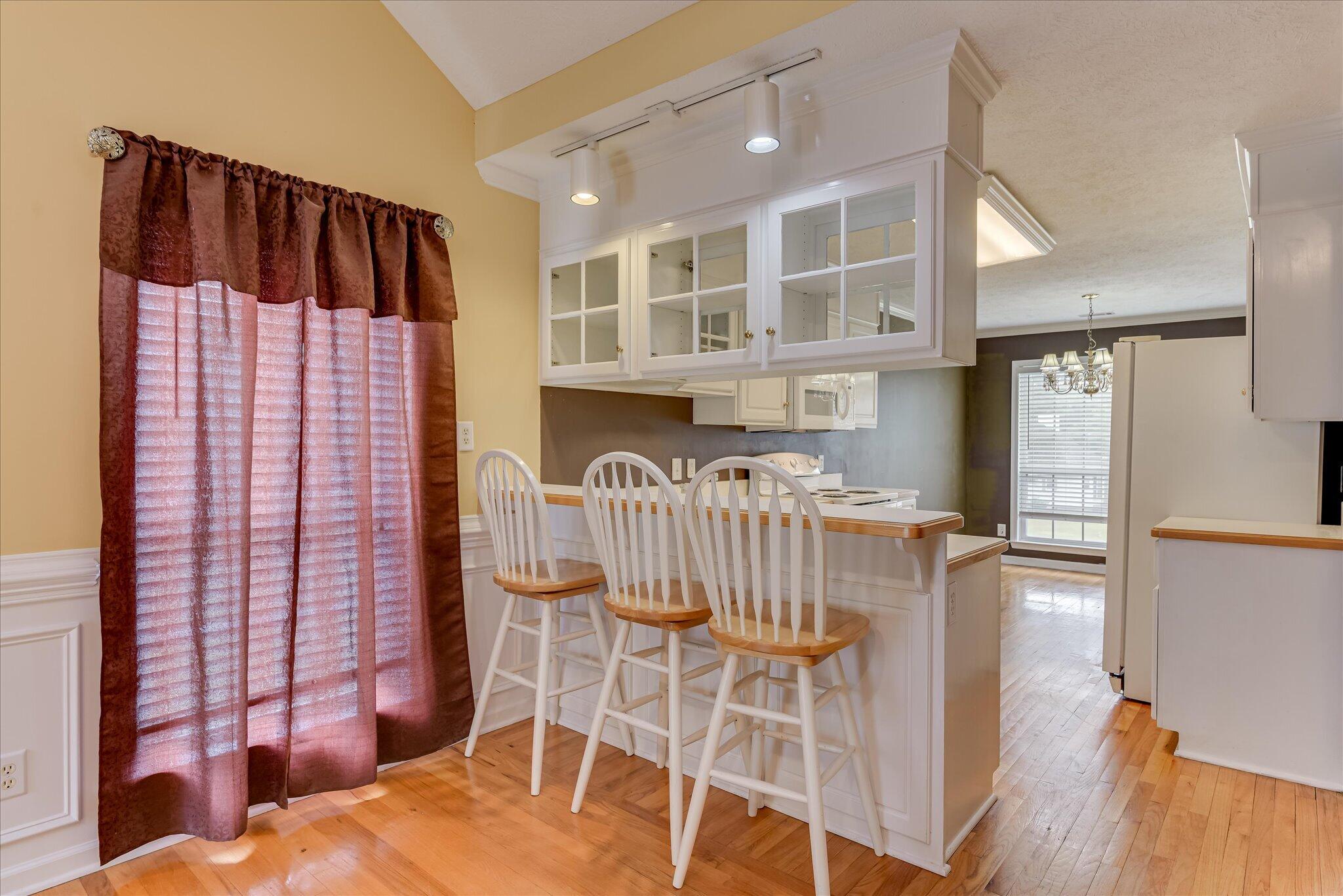 1060 Willow Woods Drive Property Photo 11