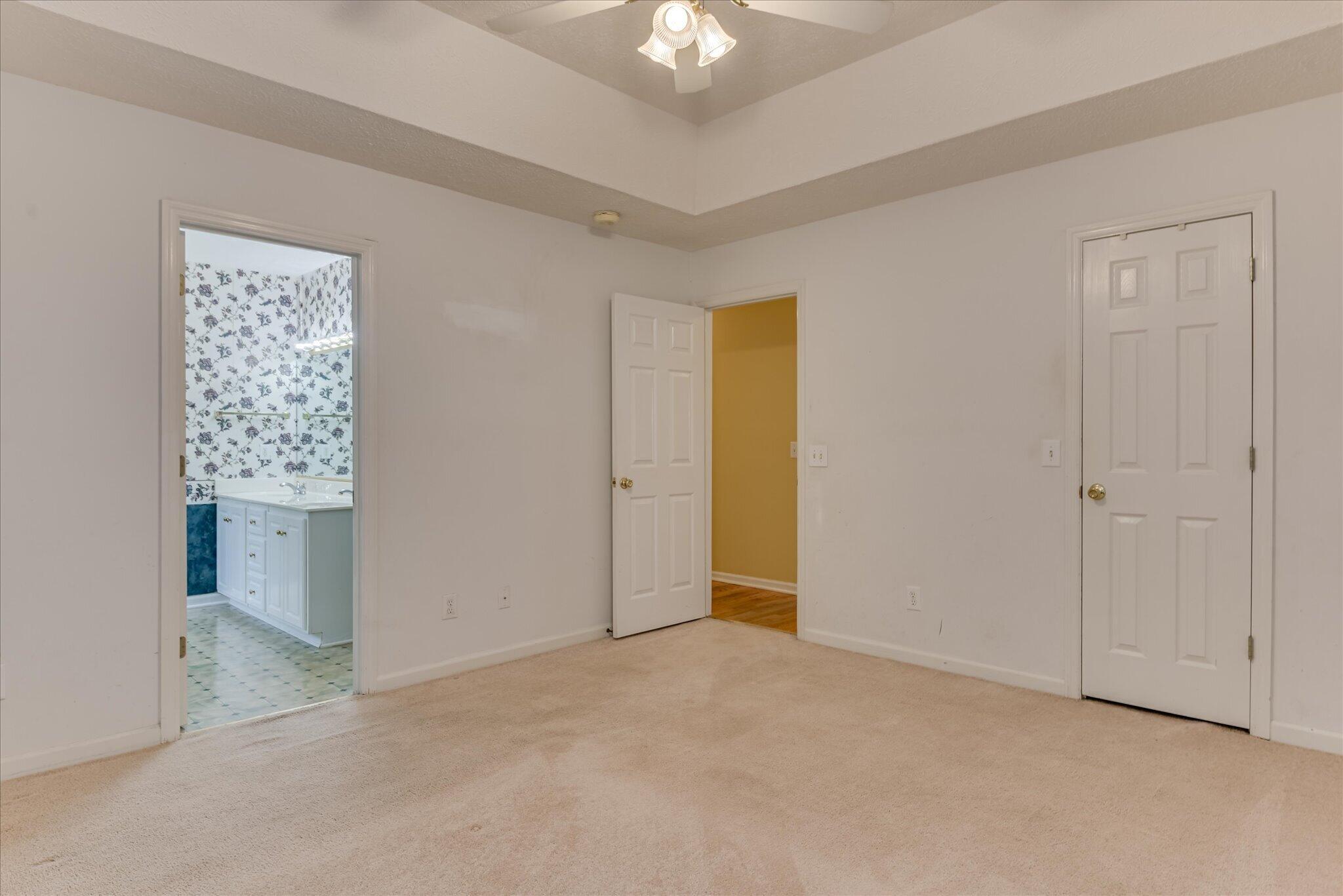 1060 Willow Woods Drive Property Photo 18