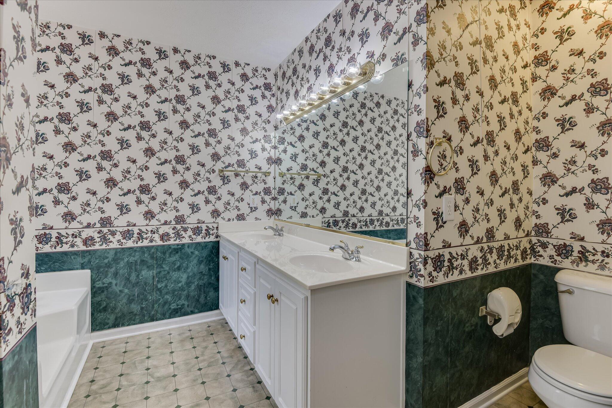 1060 Willow Woods Drive Property Photo 19
