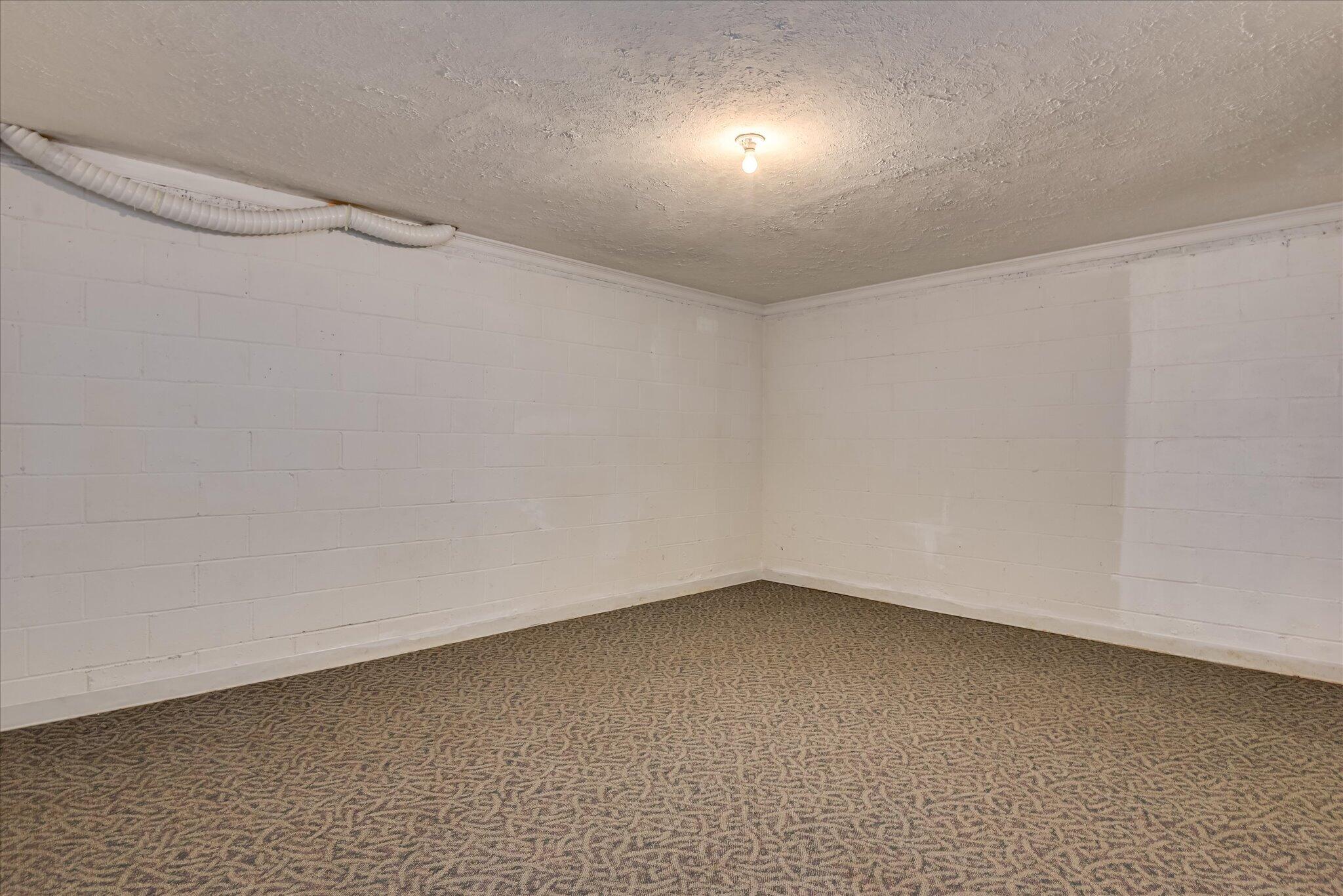 1060 Willow Woods Drive Property Photo 31