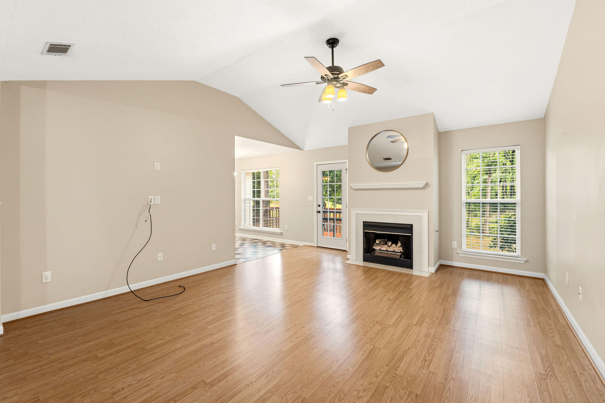 4156 Hound Court Property Photo 6