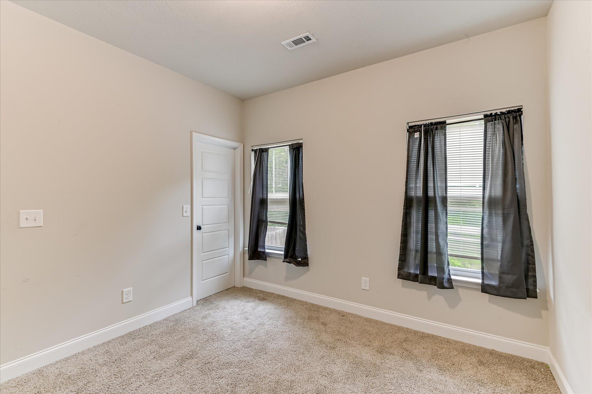 142 Copperfield Drive Property Photo 25