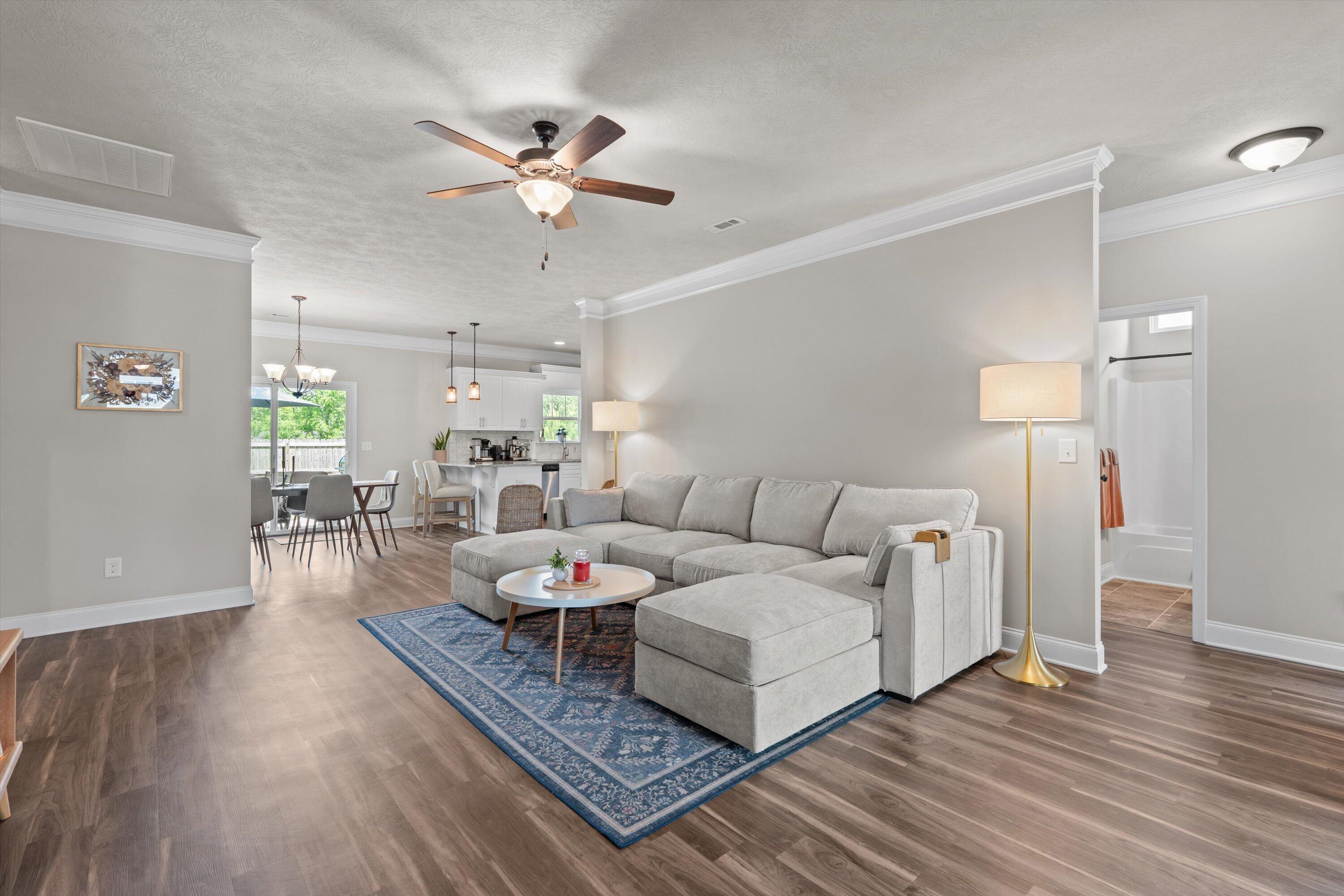 1275 Gregory Landing Drive Property Photo 10