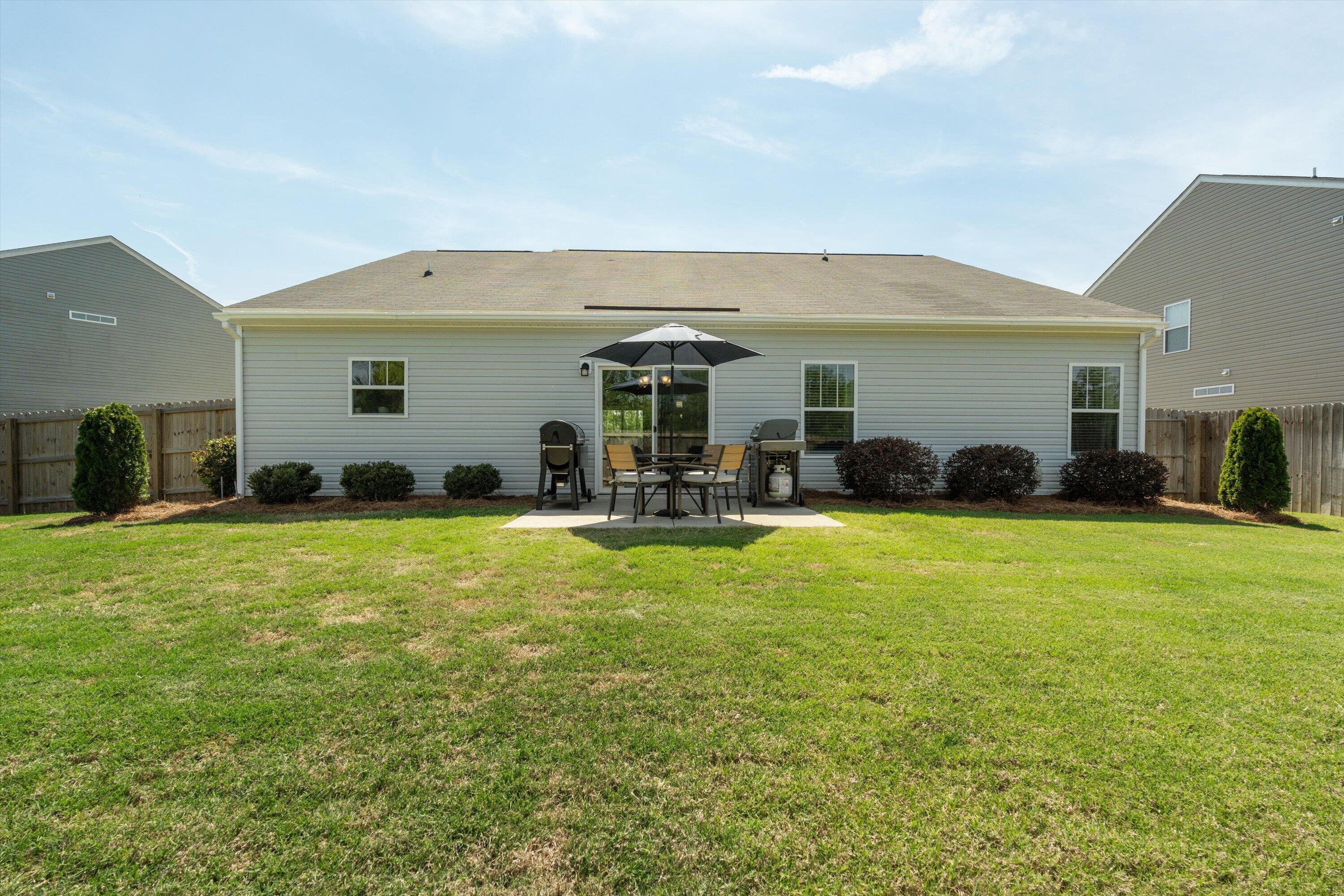 1275 Gregory Landing Drive Property Photo 42
