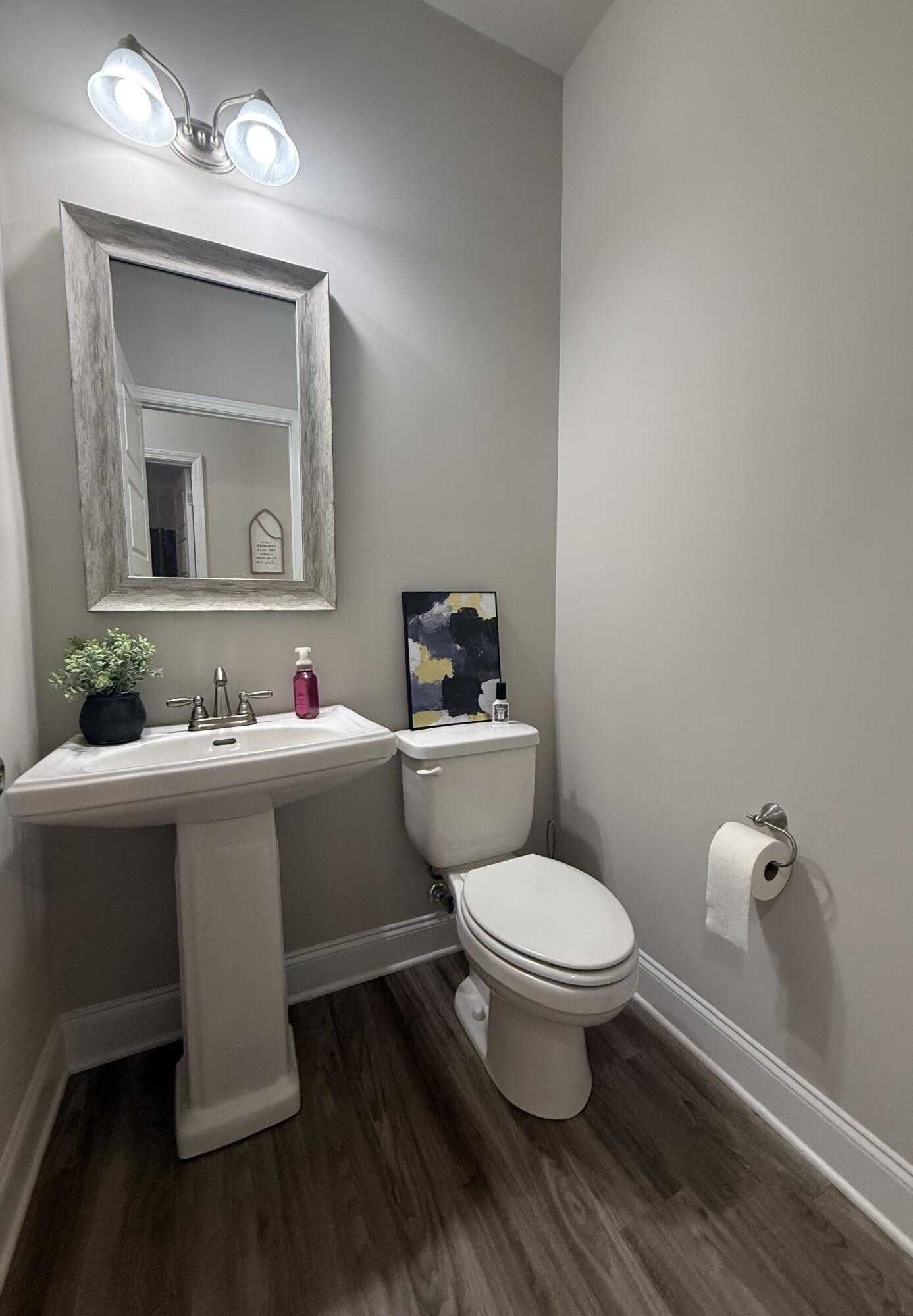 136 Pebble Lane Property Photo 13