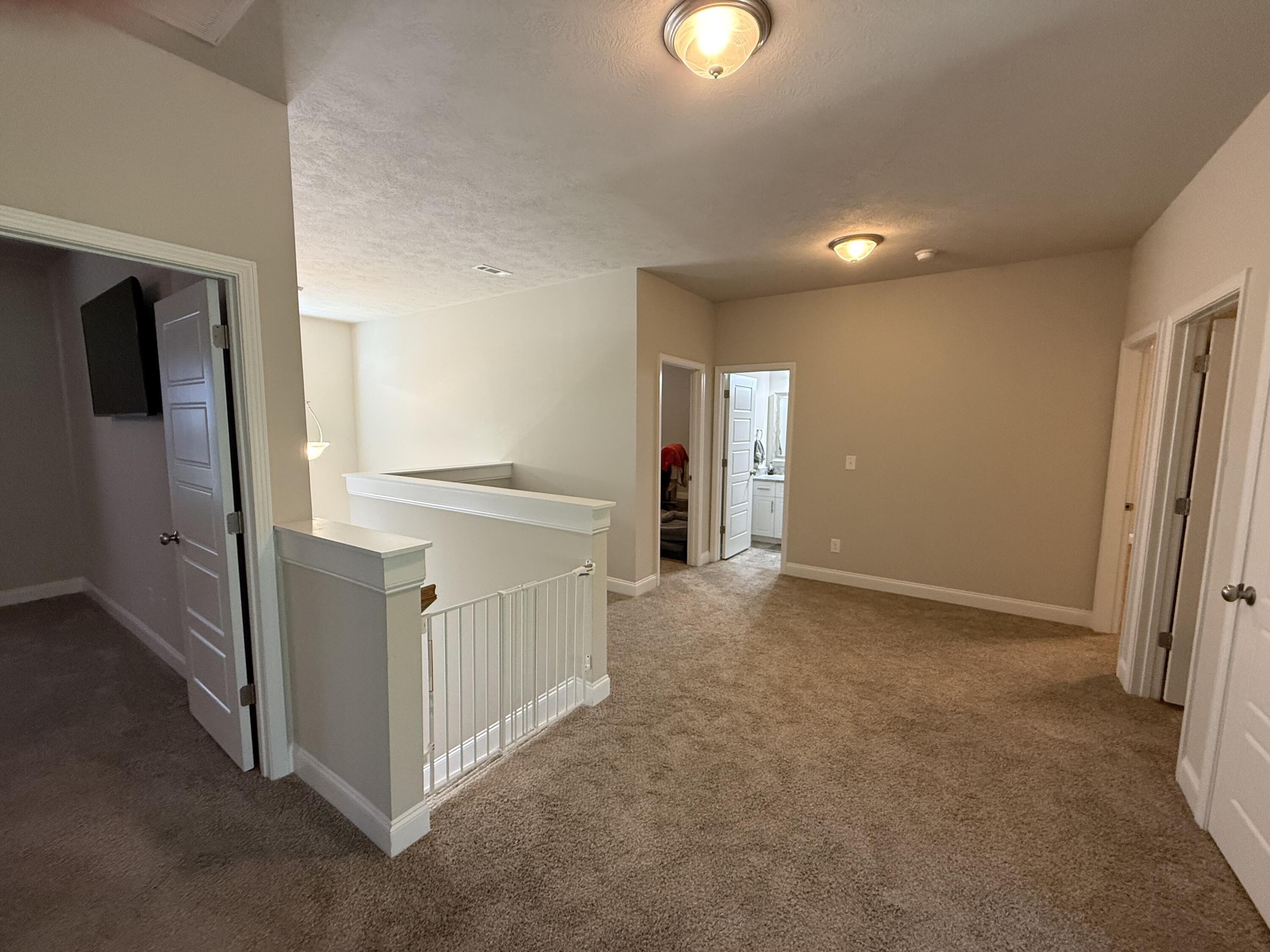 136 Pebble Lane Property Photo 21