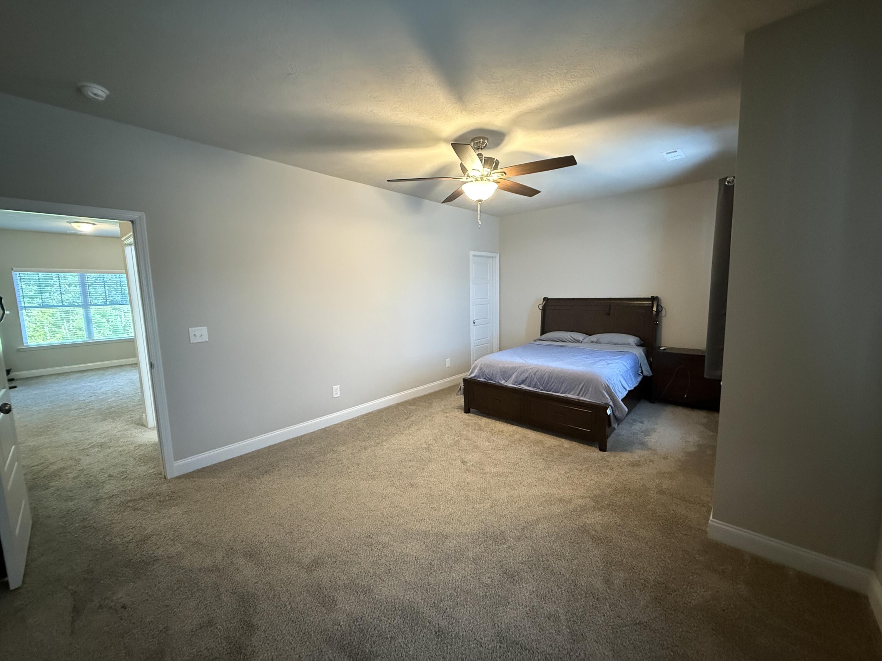 136 Pebble Lane Property Photo 27