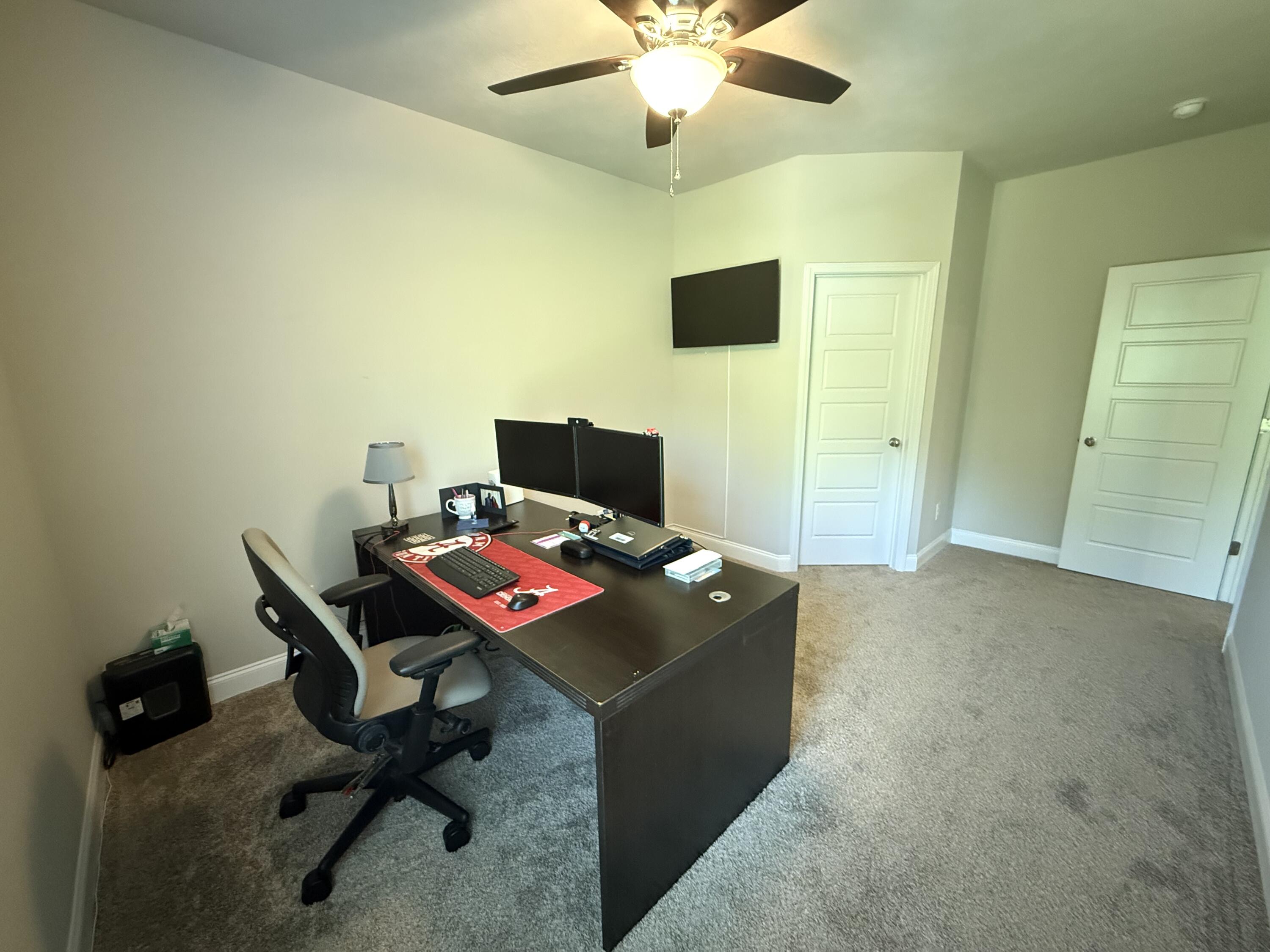136 Pebble Lane Property Photo 29