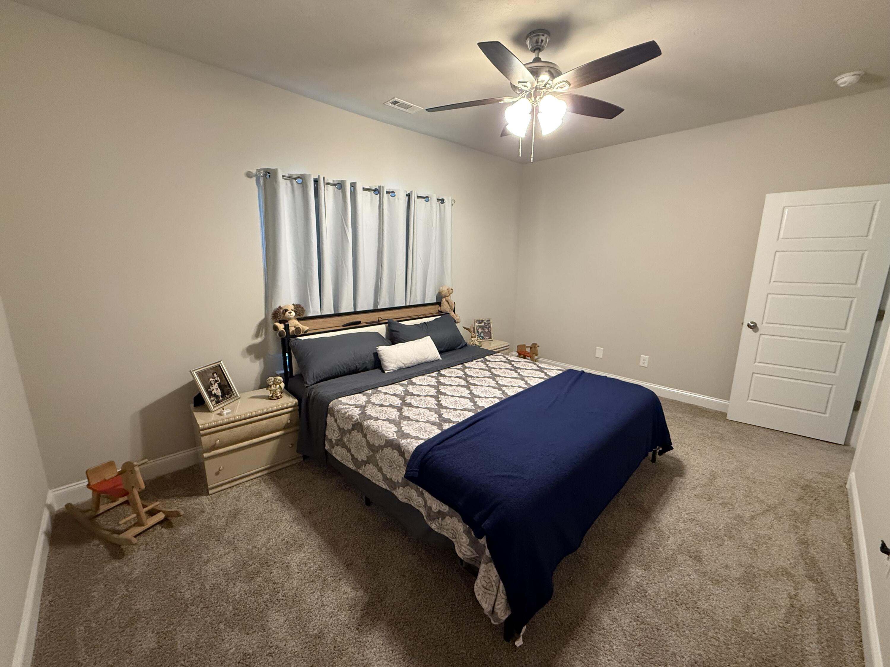 136 Pebble Lane Property Photo 32