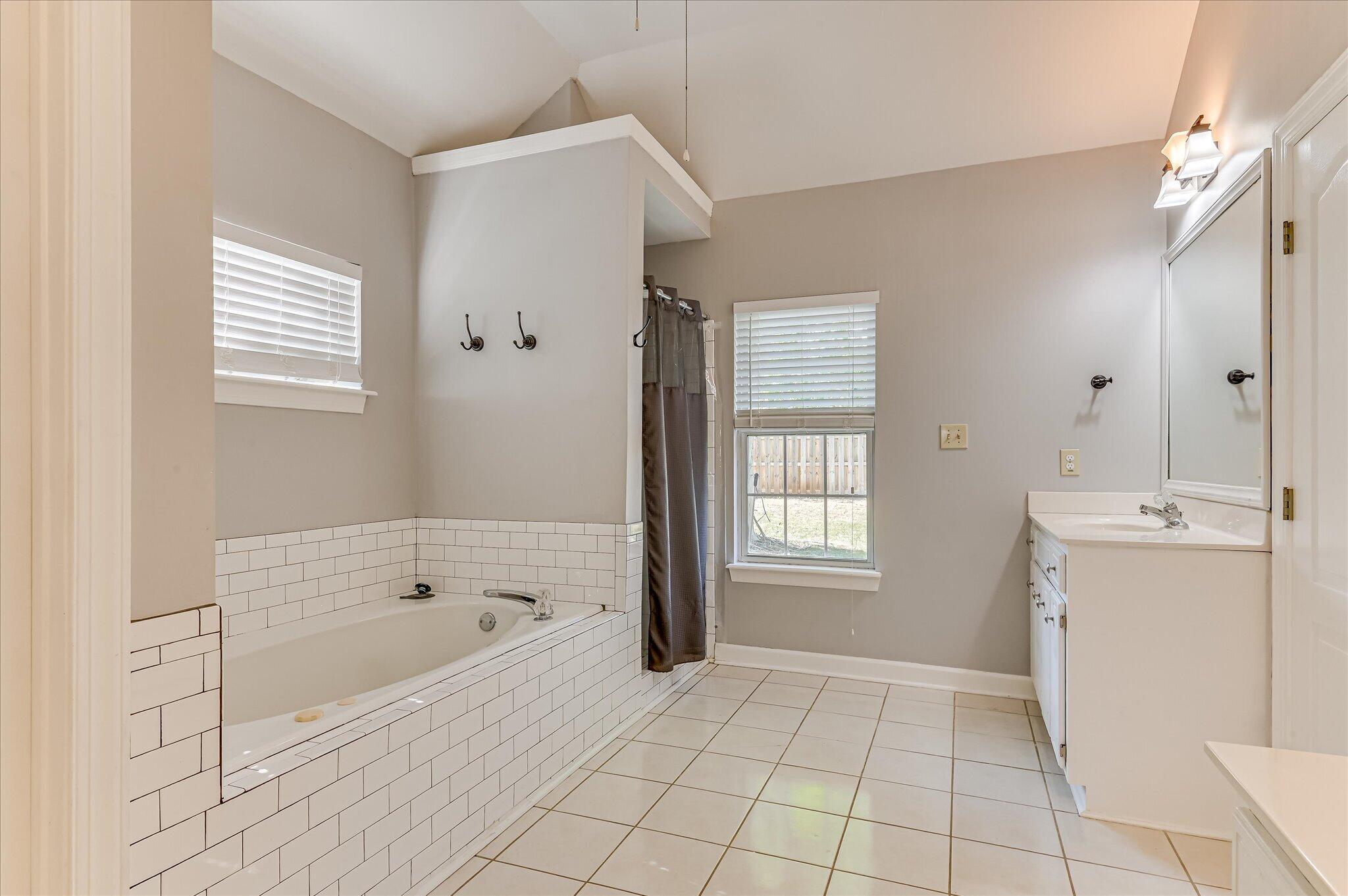 1162 Oakton Trail Property Photo 31