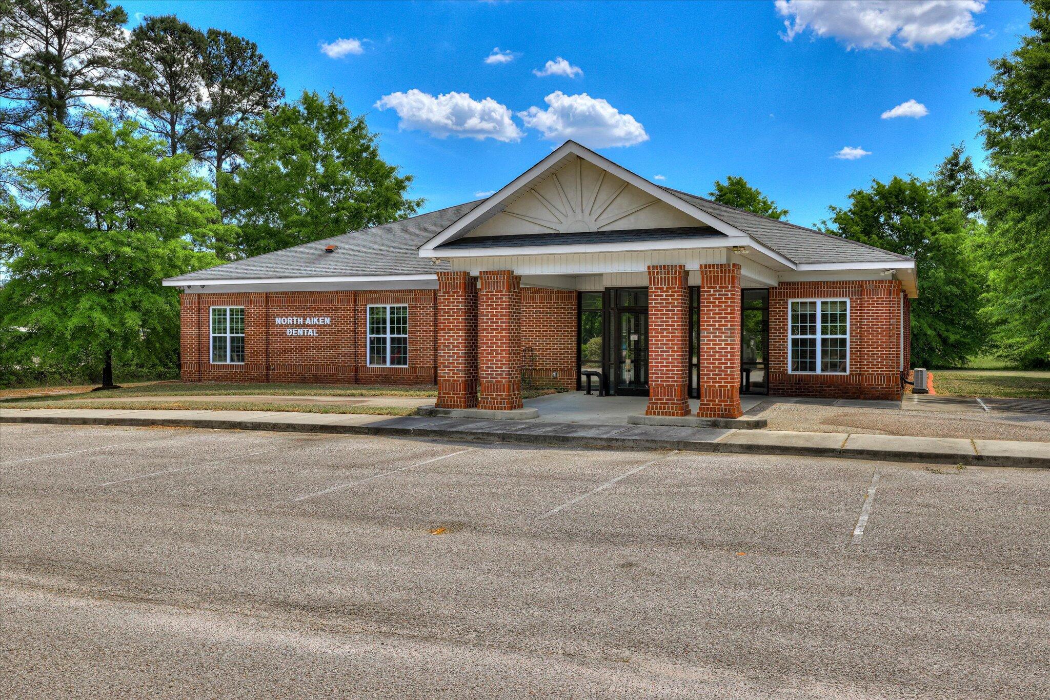 1466 Columbia Highway Property Photo 1