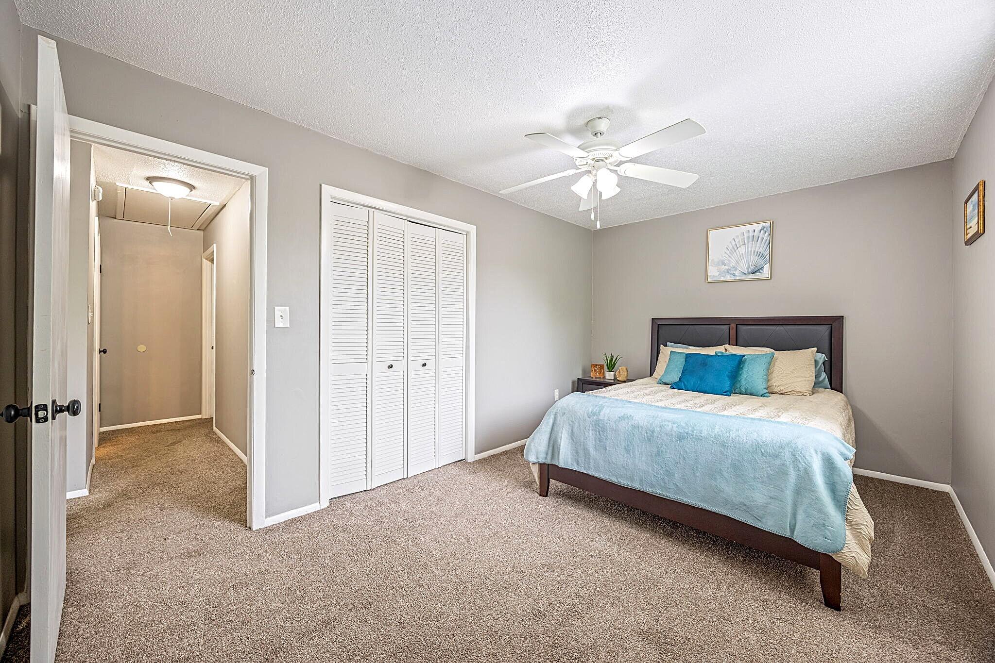 3207 W Wimbledon Drive Property Photo 15