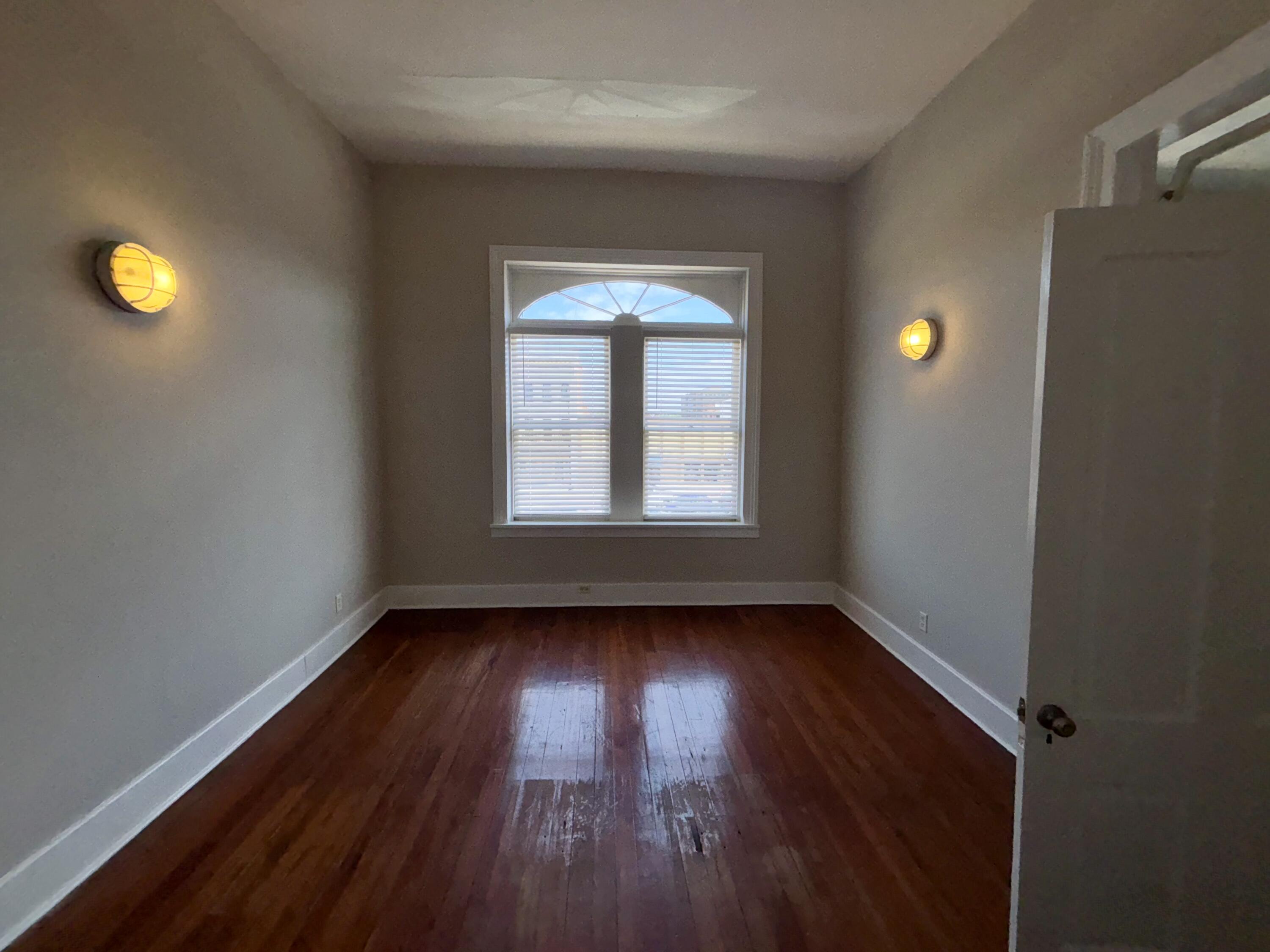 1030 Broad Street C Property Photo 6