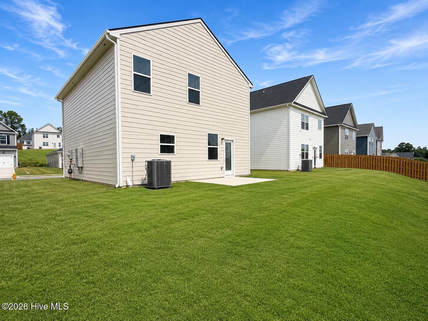 818 Dara Corners Property Photo 2