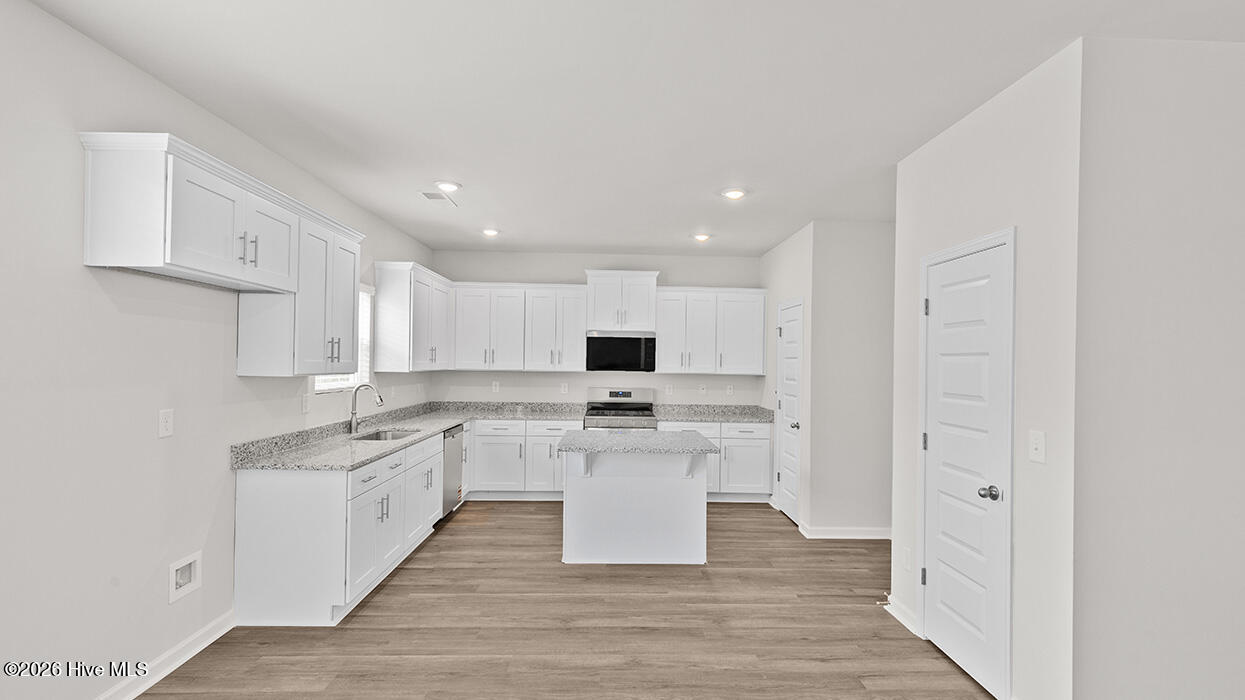 818 Dara Corners Property Photo 7