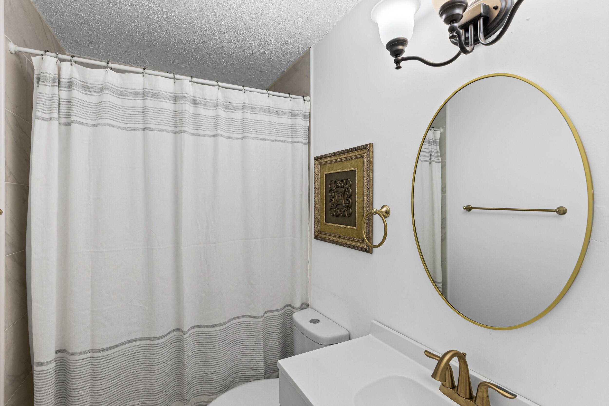 2355 Forster Street Property Photo 18