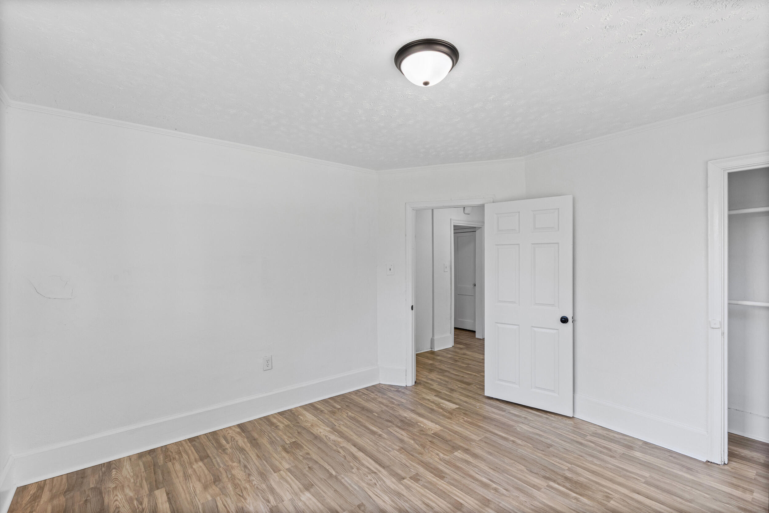 2355 Forster Street Property Photo 25